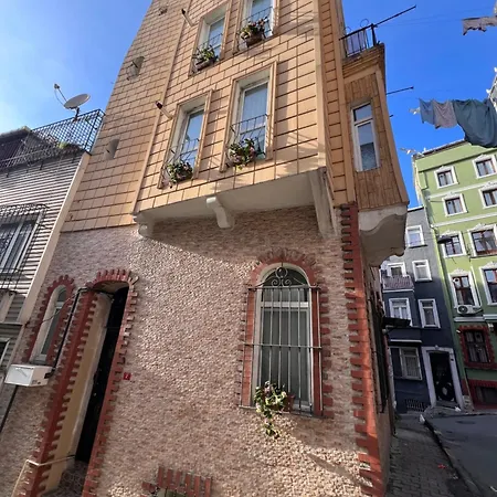 Daire Cozy Dublex In City Center, 3rd Floor İstanbul